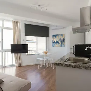 https://apartamento-munoz-torrero.hotelsinnerja.org
